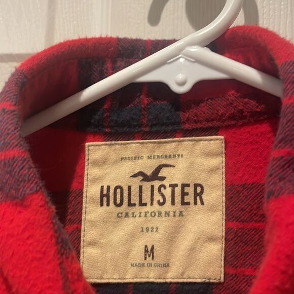 Hollister flannel plaid button down SZ medium - Picture 3 of 7